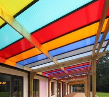 نقش ورقهای موجدار پلی کربنات در عایق ساختمان