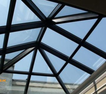 مزایای استفاده از ورق پلی کربنات در ساختمان‌ ها