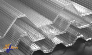 چرا ورق موجدار پلی کربنات انتخاب مناسبی برای سقف‌ های گلخانه‌ ای است؟