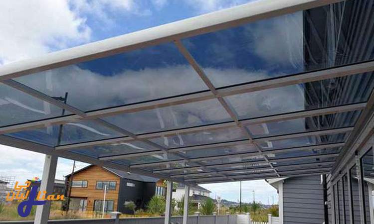 مزایای استفاده از ورق موجدار پلی کربنات در پوشش سقف های صنعتی و تجاری